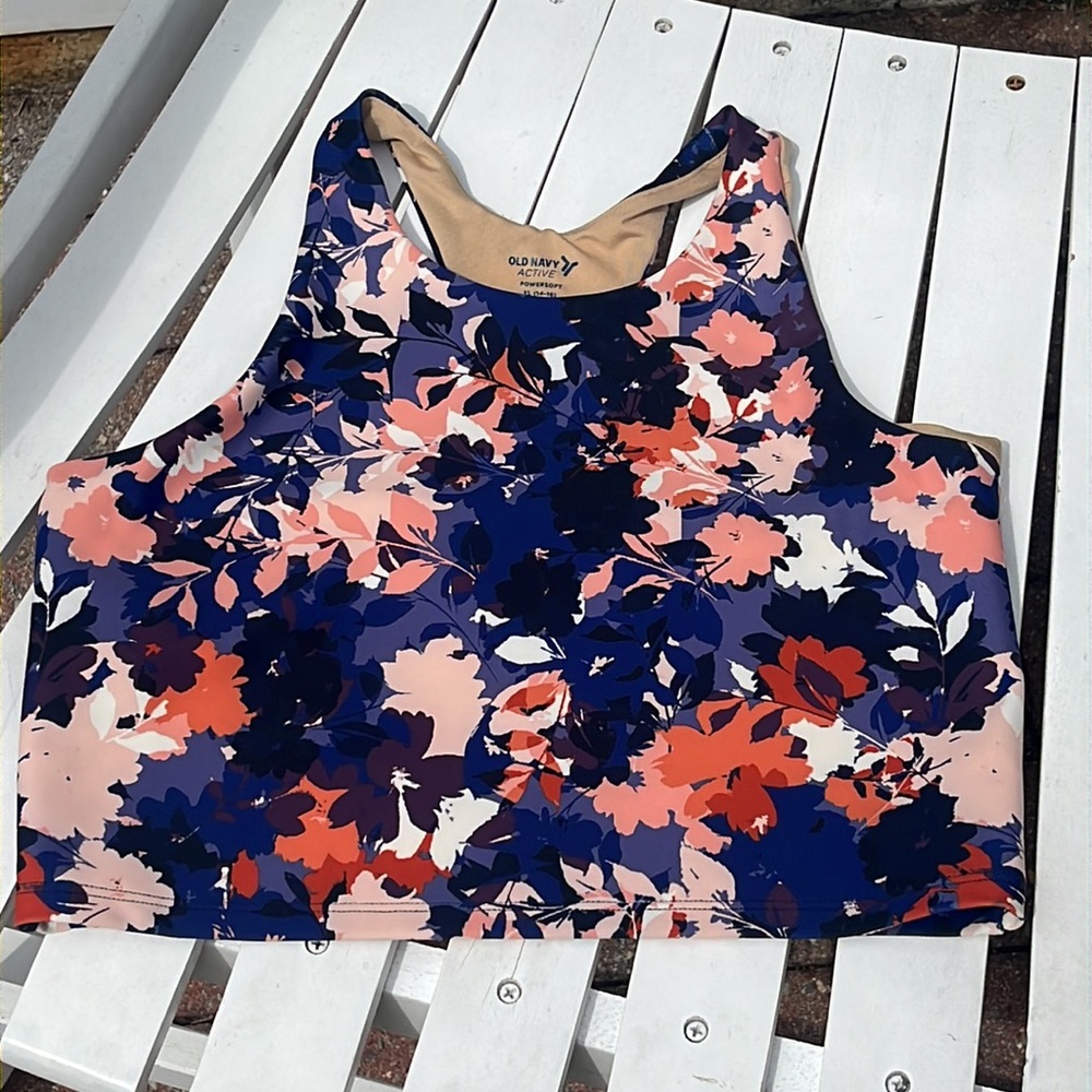 ☀️Old Navy Active Powersoft Top XL 14-16